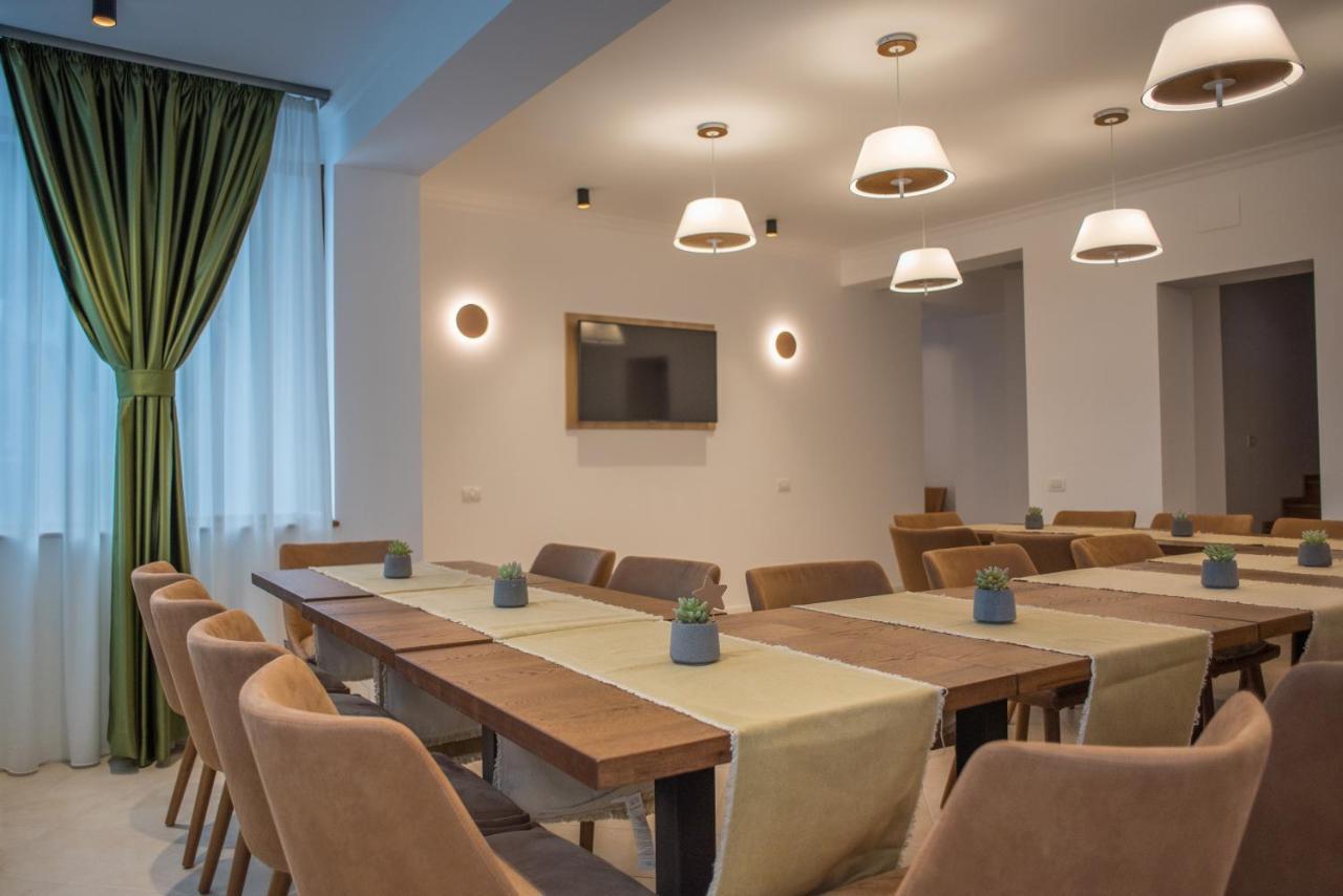 Boga Rooms Sinaia Eksteriør billede