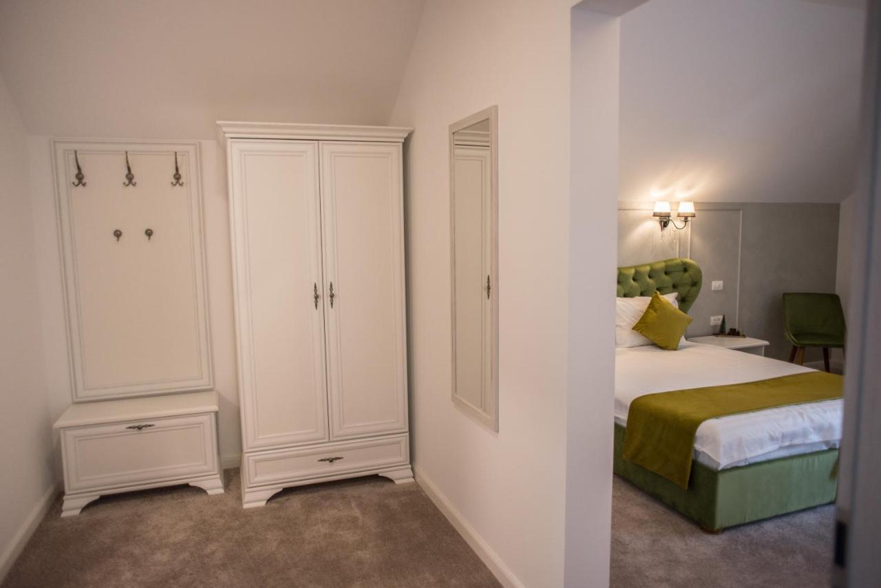 Boga Rooms Sinaia Eksteriør billede