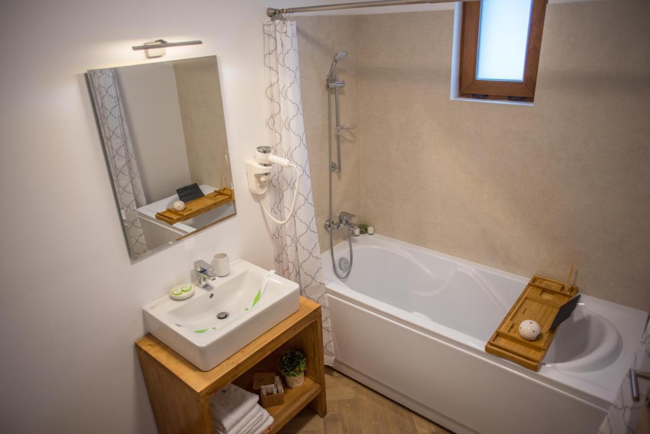 Boga Rooms Sinaia Eksteriør billede